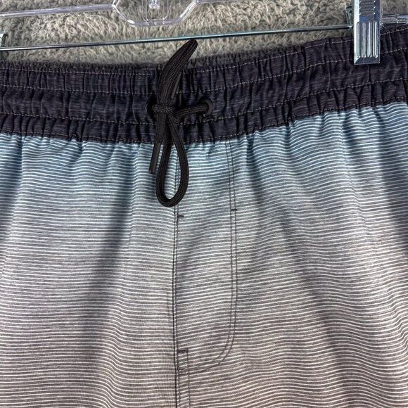 Hurley Swim Shorts Mens XL Gray Striped Lined Swim Trunks Beach‎ Pool Party - Picture 3 of 16